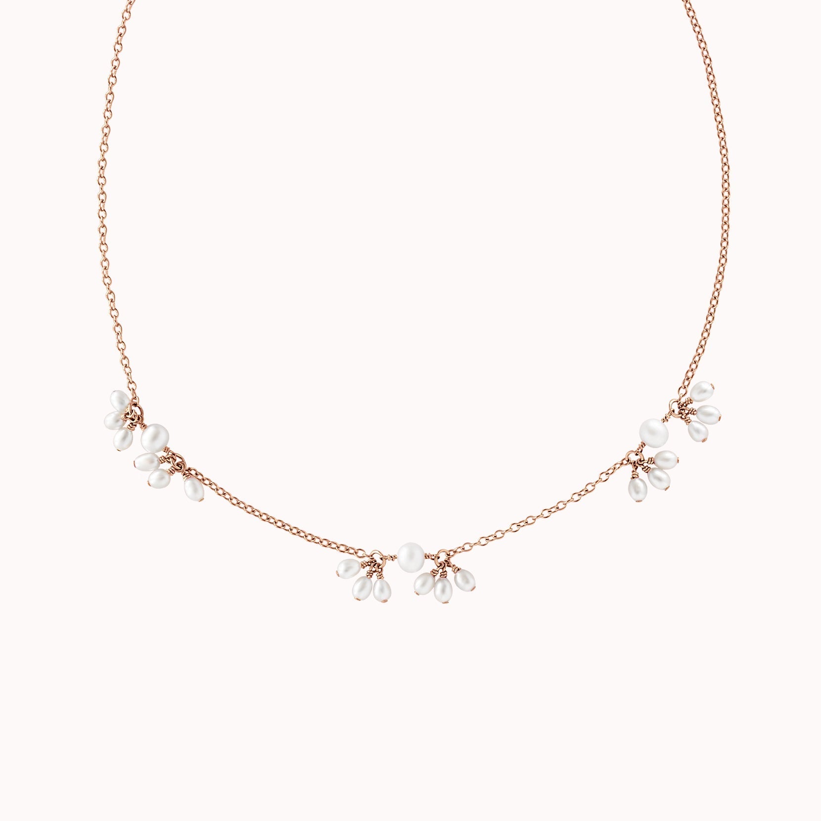 Collar de flor de perla