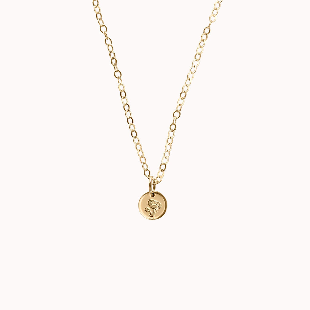 Collar de flor de nacimiento diminuta