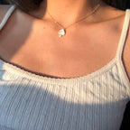 Collar vintage de perlas y hongos