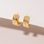 Pendientes de aro con forma de corazón de Chrissy